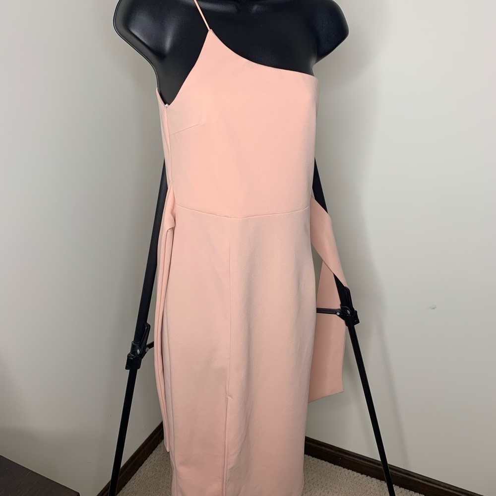 ✅ NWT Lulus Dress Size Large